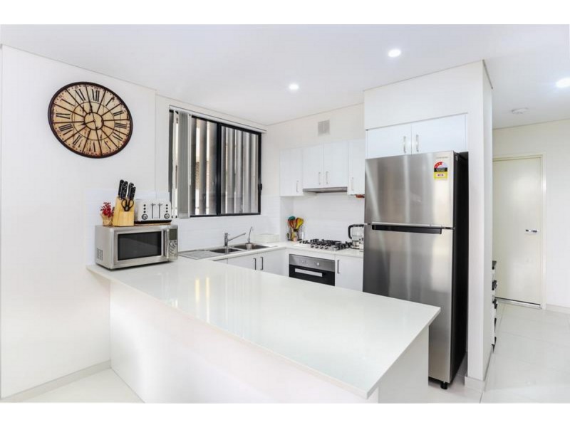 23/8-10 Octavia Street, Toongabbie NSW 2146